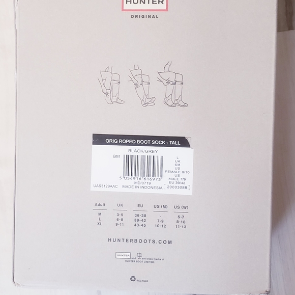Hunter Cable Knit Tall Boot Liner Socks - Black/Grey - Picture 7 of 8